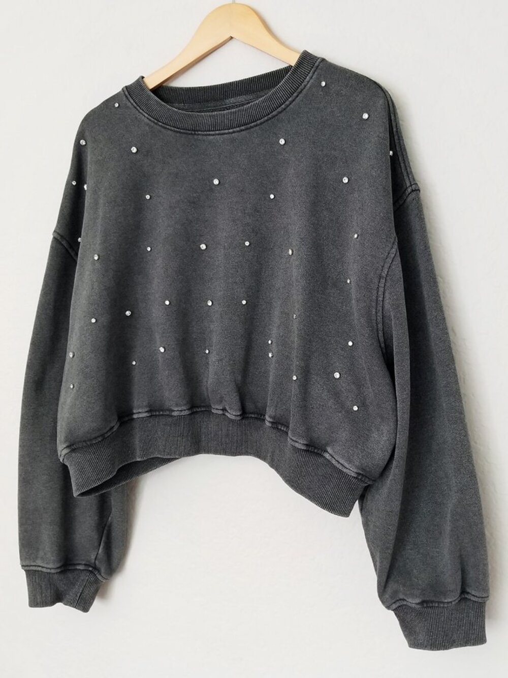Lazy Sunday Black Cropped Rhinestone Sweatshirt Crewneck Size XL Charcoal Grey
